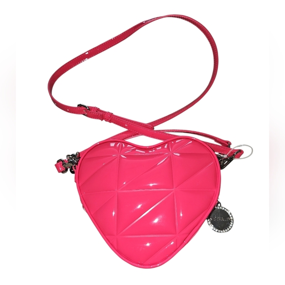 Steve Madden Vibrant Pink Heart Crossbody Bag - Picture 2 of 4